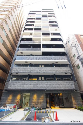 プレサンス阿波座駅前　仲介手数料無料の外観
