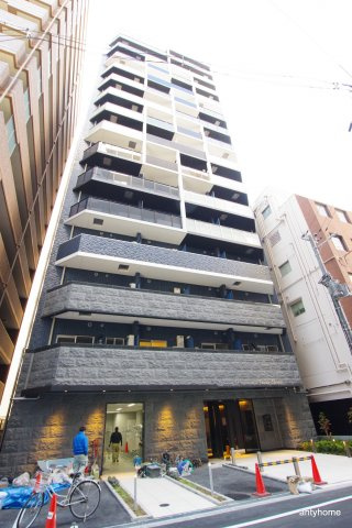 プレサンス阿波座駅前　仲介手数料無料の外観