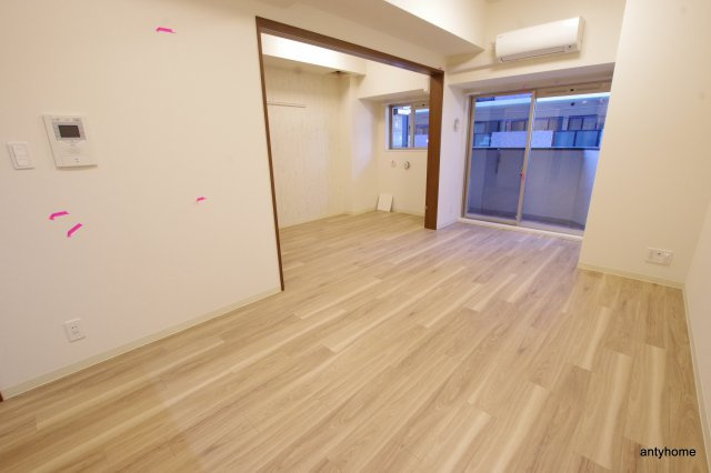 プレサンス阿波座駅前　仲介手数料無料の寝室