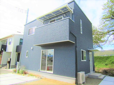 【外観：施工例】 | カイテラス　甲府市荒川1丁目 | 外観もきれいです