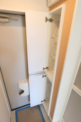 ユナイト衣笠ロバート・ホロビッツの収納|同シリーズ物件の参考写真です。