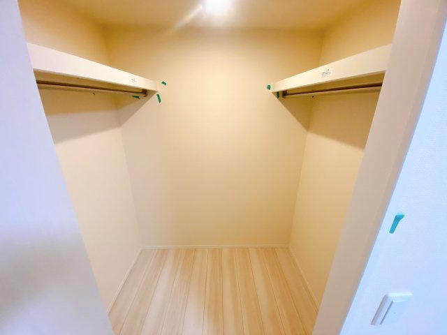 ラフィネ住吉の収納