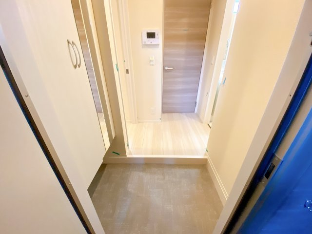 ラフィネ住吉の玄関