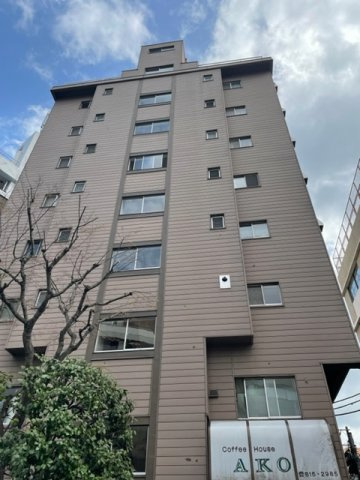 朋和ビルの外観