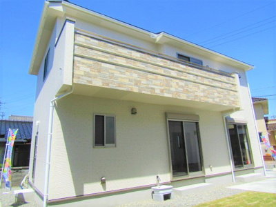 【外観：施工例】 | ブルーミングガーデン 甲府市高畑2丁目 | 物件の外観です