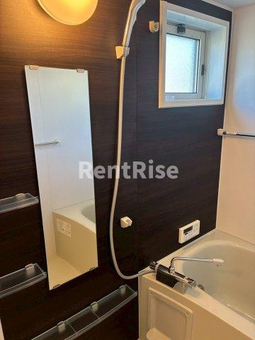 Ｌａ ｃａｓａ ｍｉａ ｋｏｎｏｍｉｙａの浴室