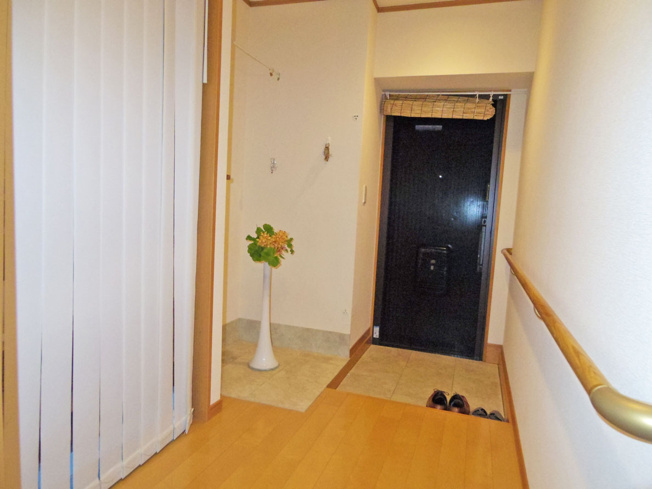 【玄関】 | エンゼルハイム旭町 中古マンション EM03893 | 沼津市旭町　玄関