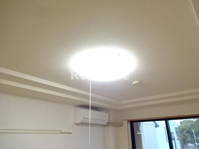 フレグランス富士の内装|照明器具