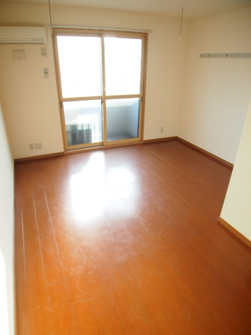 プレジールⅠの居間・リビング