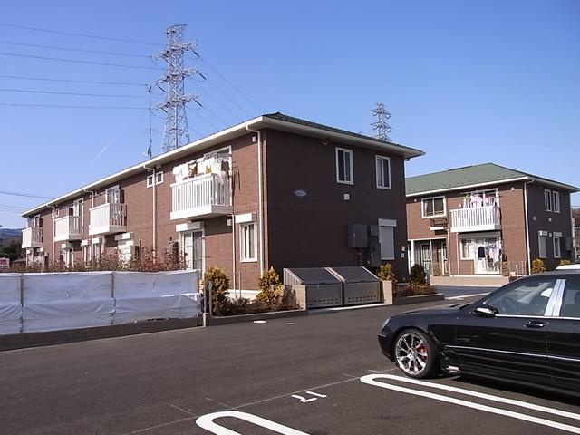 カスターノBの駐車場