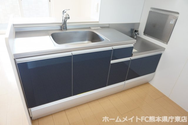 熊本市東区保田窪３丁目のアパートのキッチン