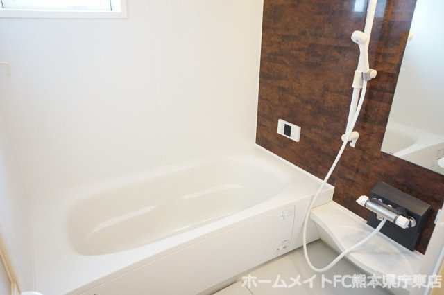 熊本市東区保田窪３丁目のアパートの浴室