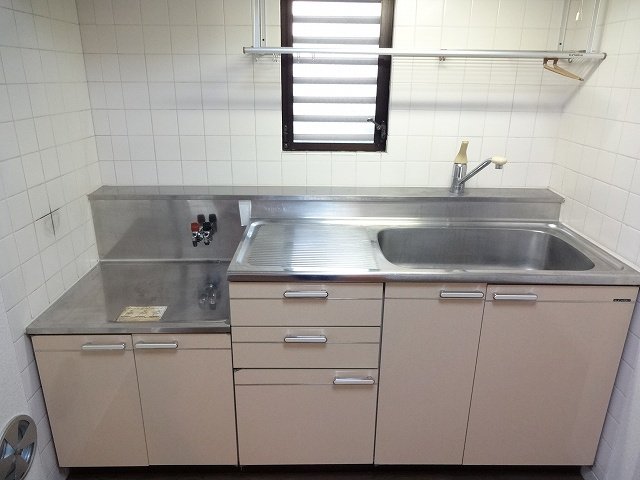 もとまる１号館のキッチン