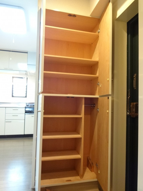 もとまる１号館の収納