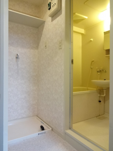 もとまる１号館の洗面所