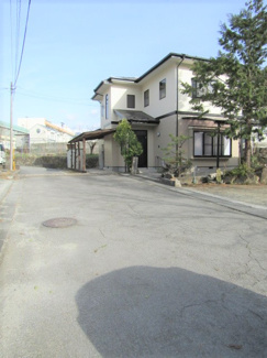 【前面道路含む現地写真】 | 前面道路含む現地写真です