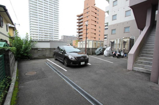 【駐車場】