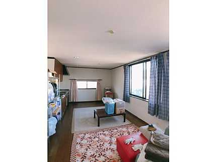 東広島市西条町田口　中古一戸建ての居間・リビング