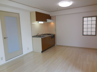 【居間・リビング】 | スカイコート