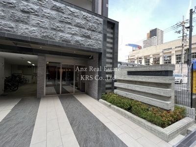 【エントランス】 | ファーストフィオーレ本町イーストⅡ | キレイなエントランス