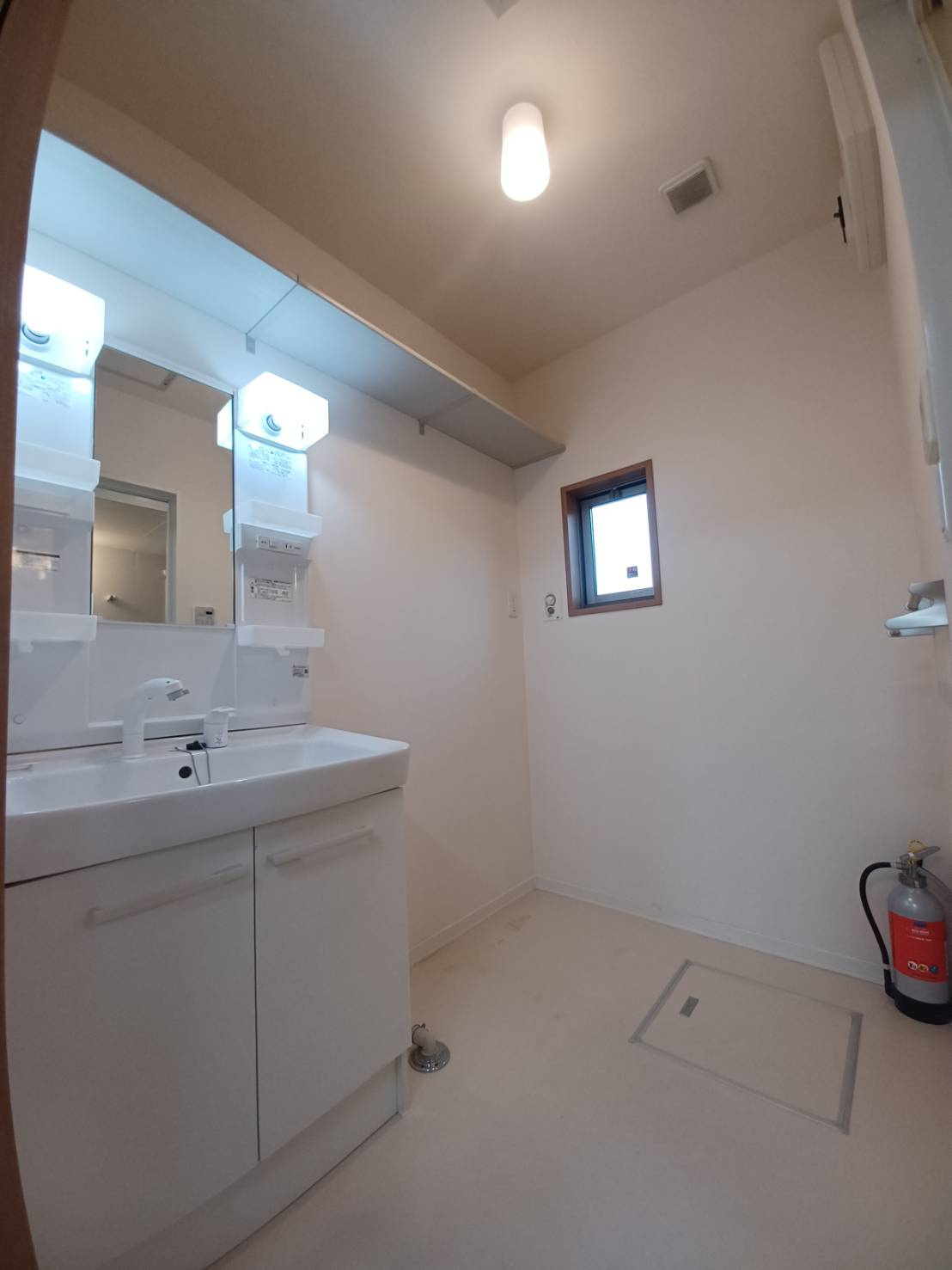 シャーメゾン西殿Aの洗面所