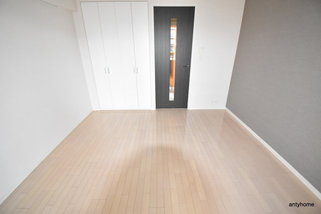 アビティ江坂　仲介手数料無料の寝室