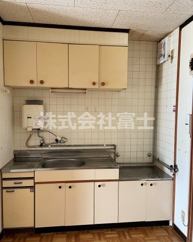 山本アパートのキッチン