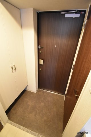BPRレジデンス江坂　仲介手数料無料の玄関