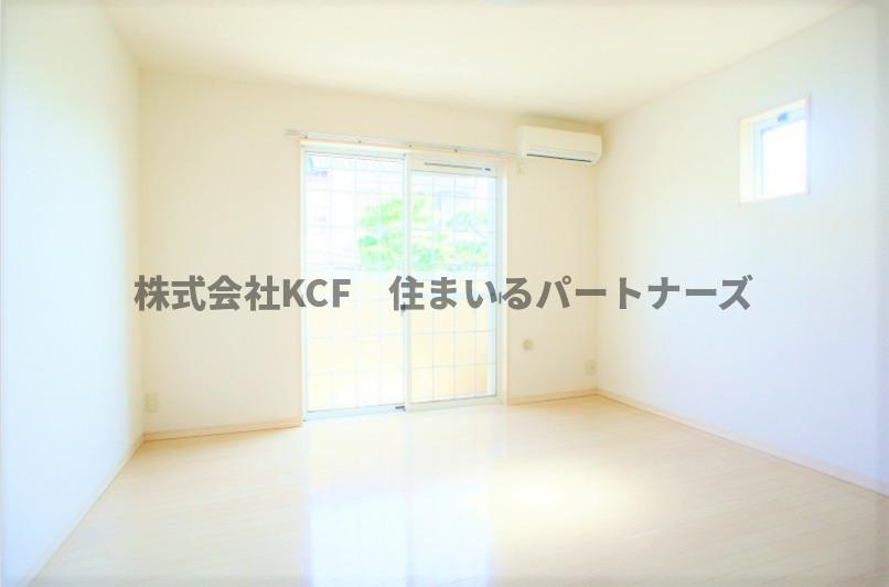 リブレアエムアールⅠの居間・リビング|こちらの居間で趣味の時間をお楽しみください