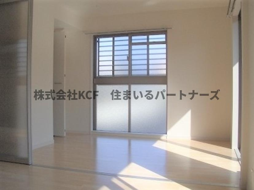 グランドゥールステラの内装|明るい室内です