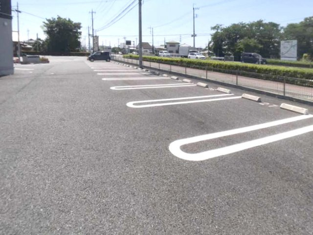 【駐車場】 | サンライトレジデンス駒形
