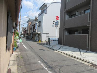 TRS，Nijyoの周辺|前面道路