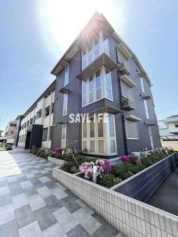 セジュールオッツ高井田の外観