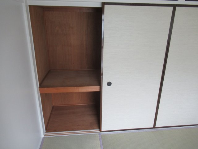 ビレッジハウス南陽2号棟の収納