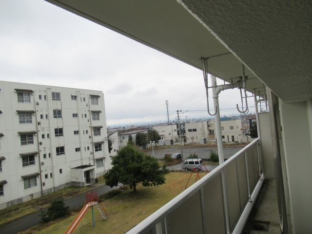 ビレッジハウス南陽2号棟のバルコニー