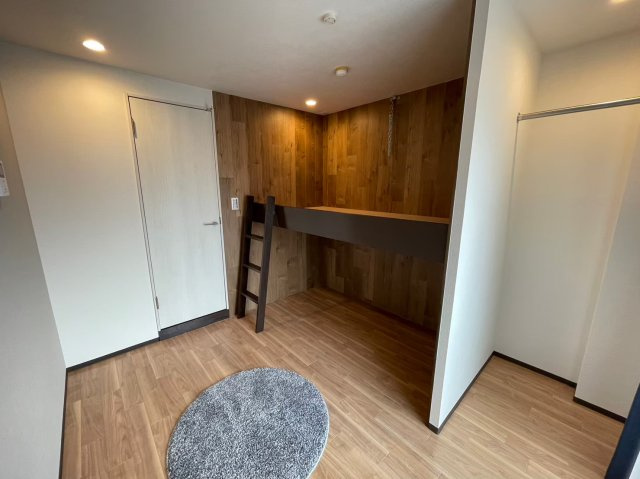 グリーンヴィレッジの洋室