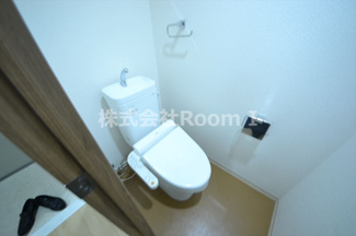 【トイレ】 | フェニックスコート | 落ち着いた色調のトイレです