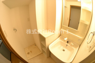 【洗面所】 | エイペックス松屋町ヴァンデュール | 脱衣スペースもあります