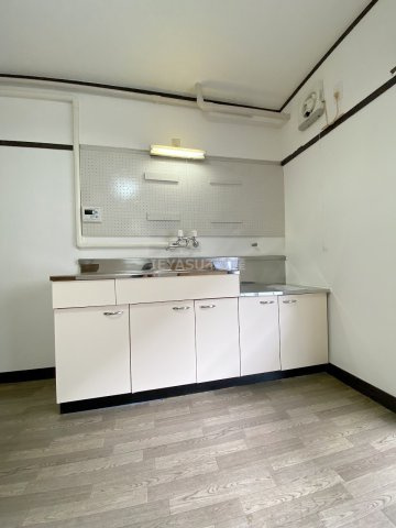 江波鋳機ビルのキッチン