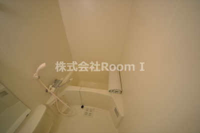 【浴室】 | クラウンハイム北心斎橋フラワーコート | 落ち着いた空間のお風呂です