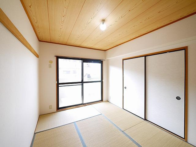 フルーエントⅠの和室|畳の上でゆっくりとくつろげる和室です