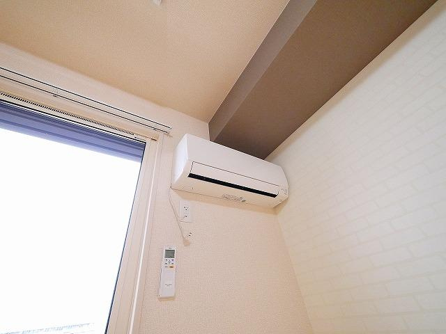 レジデンス天理　弐番館のエントランス|落ち着いたエントランスです