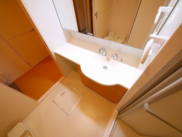 レジデンス天理　弐番館の設備|洗濯機が室内に置けますよ