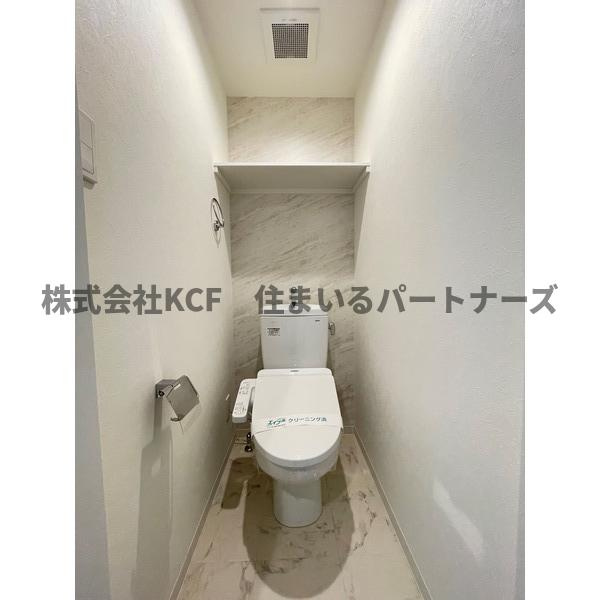 Chantez Rose westのトイレ|落ち着いた色調のトイレです