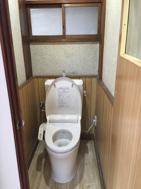 安藤貸家のトイレ