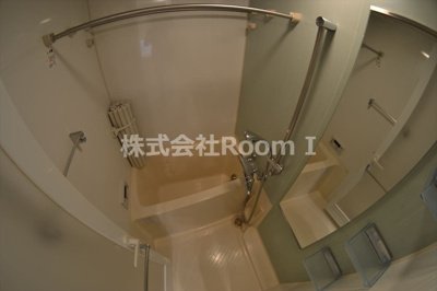 【浴室】 | アルス大手前プレミア | 日々の暮らしに欠かせないお風呂です