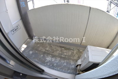 【バルコニー】 | アルス大手前プレミア | バルコニーからの眺めを楽しみながら食事をしませんか