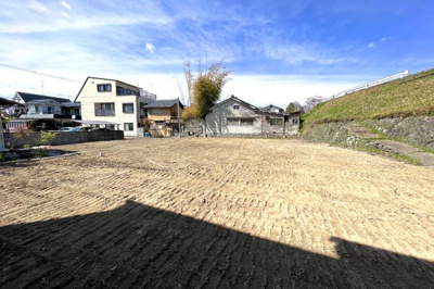 【外観】 | 宇治市槇島町薗場　注文建築　建築条件なし　土地 | 〈こちらの物件〉に興味がある方はお気軽にお問い合わせ下さい！月々のお支払い希望額からお客様が購入可能な物件の価格をシミュレーション致します(*´▽｀*)