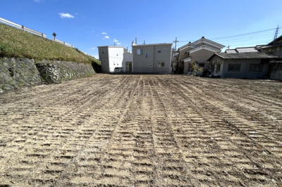 【外観】 | 宇治市槇島町薗場　注文建築　建築条件なし　土地 | オフィスの建築用地としてもお考え頂けます。駅からも徒歩圏内ですので通勤に便利ですね。