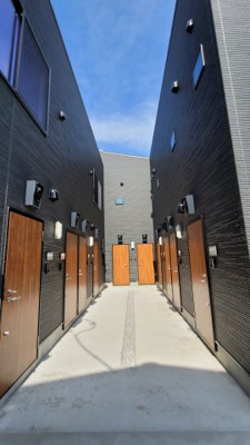 【エントランス】 | E-HOUSE CLUB 千鳥町 202